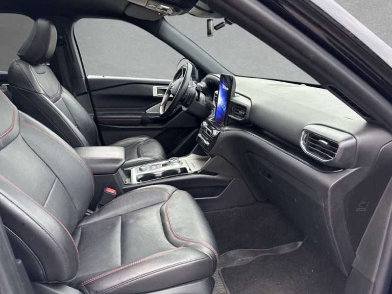 FORD EXPLORER ST-LINE PHEV 363ch / TOIT PANORAMIQUE / B&O / SIÈGES VENTILÉS / 7 PLACES