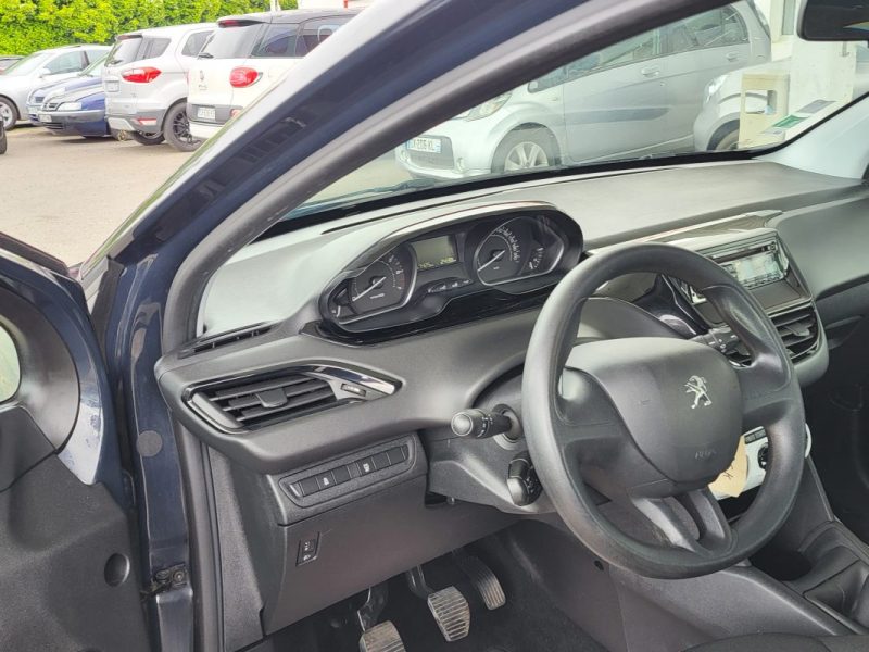 PEUGEOT 208 1.2 PURE TECH 68 LIKE 2019