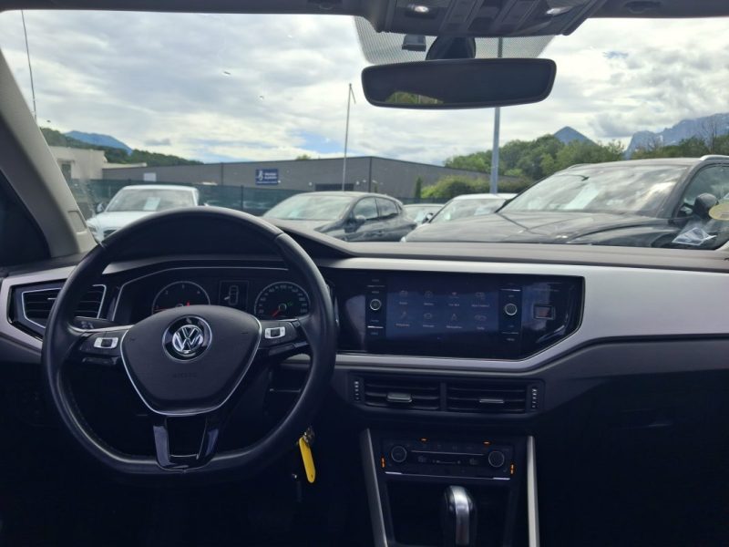 VOLKSWAGEN POLO  1.6 TDI 95 CV DSG CARAT TOIT OUVRANT SIEGES CHAUFFANTS 