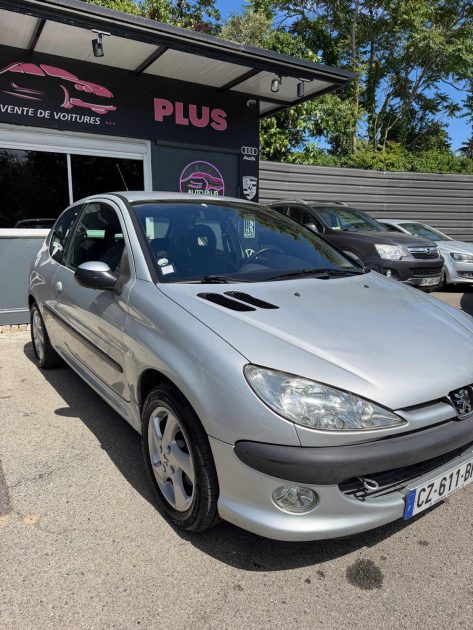 Peugeot 206 Quicksilver Essence – Révisée, Garantie 12 mois, Distribution neuve