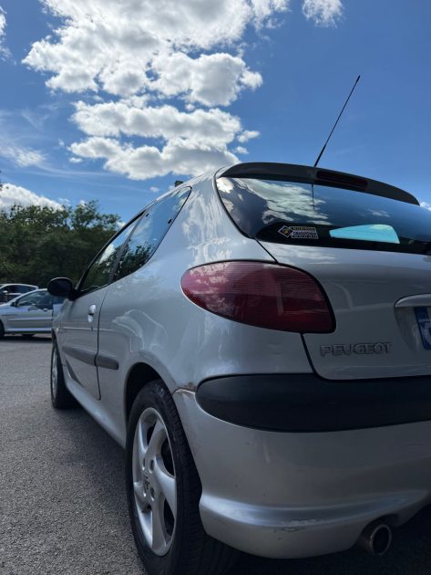 Peugeot 206 Quicksilver Essence – Révisée, Garantie 12 mois, Distribution neuve