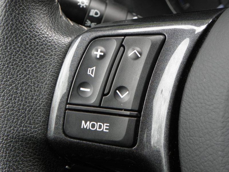 TOYOTA YARIS III 1.5 HYBRID 100CH Y20 CLUB / 3CH 2019