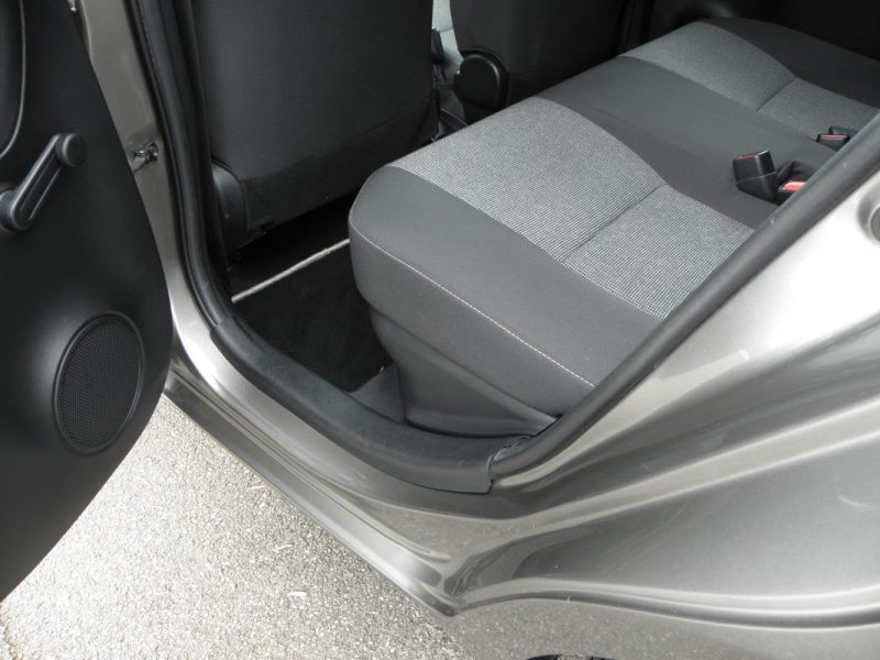 TOYOTA YARIS III 1.5 HYBRID 100CH Y20 CLUB / 3CH 2019