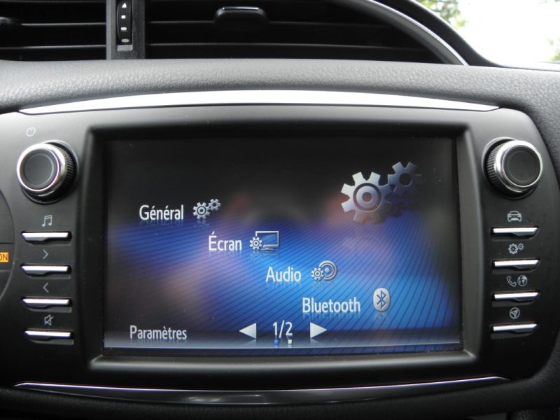 TOYOTA YARIS III 1.5 HYBRID 100CH Y20 CLUB / 3CH 2019