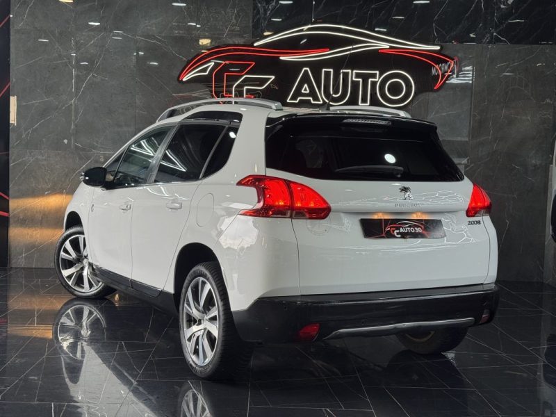 PEUGEOT 2008 1.2 Turbo 110 ALLURE 2015
