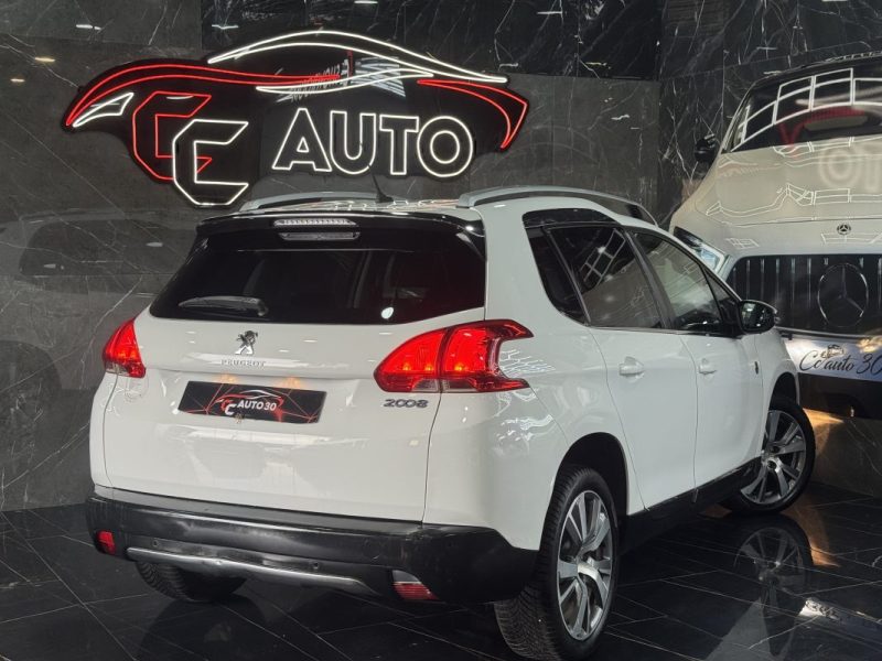 PEUGEOT 2008 1.2 Turbo 110 ALLURE 2015