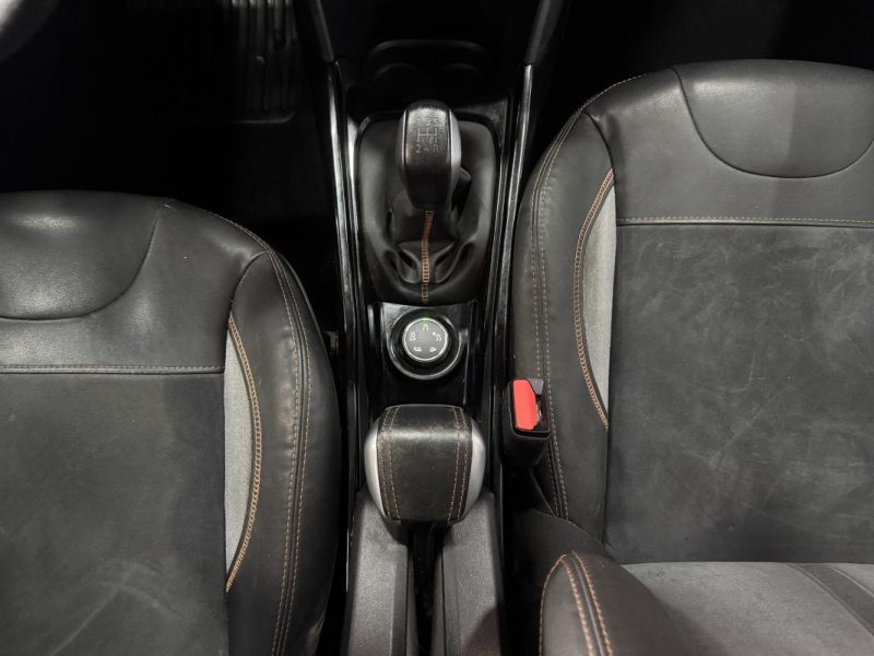 PEUGEOT 2008 1.2 Turbo 110 ALLURE 2015