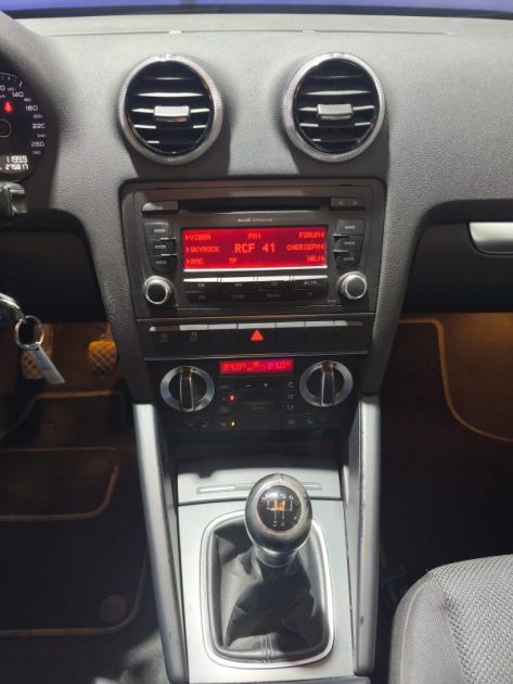 AUDI A3 1.6 TDI 105Cv AMBIENTE 2013