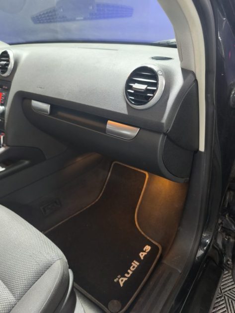 AUDI A3 1.6 TDI 105Cv AMBIENTE 2013
