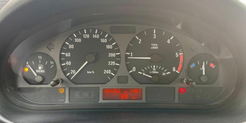 BMW SERIE 3 E46 320d 150ch SPORT DESIGN