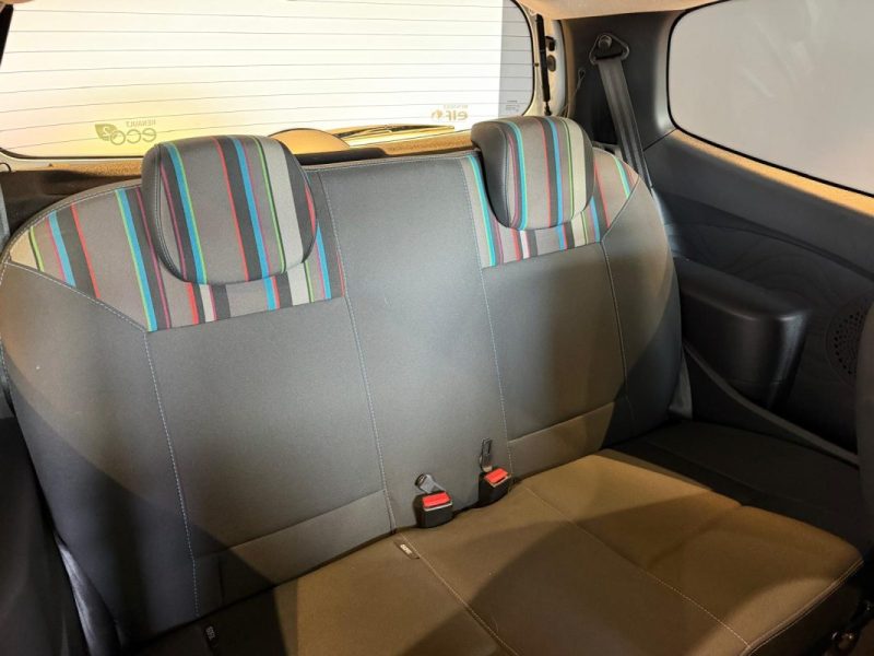 RENAULT TWINGO II 1.2 75 LIFE / DISTRIBUTION 2026  