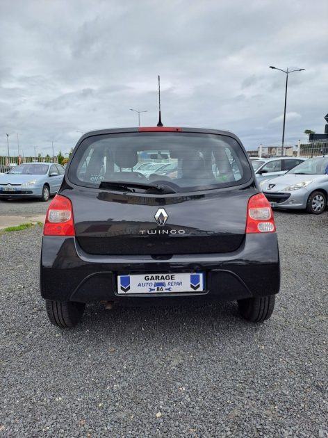 RENAULT TWINGO II 1.2 75 RIP CURL BVR 2010