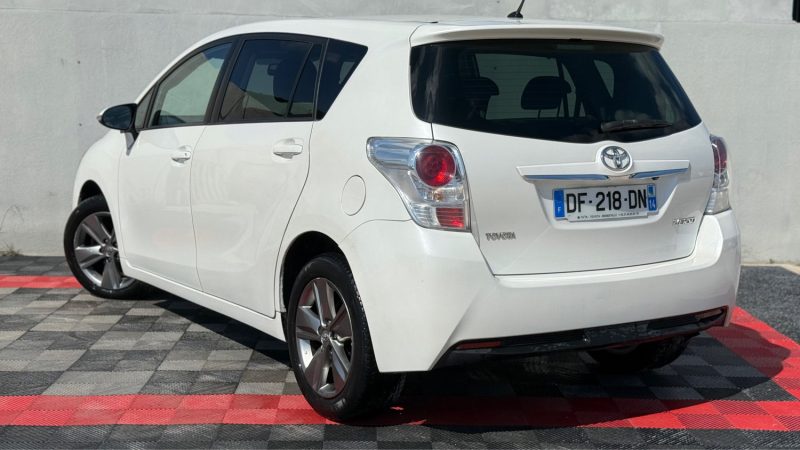 TOYOTA VERSO 112 D-4D 112 CV  BUSINESS 5 PLACES 2014