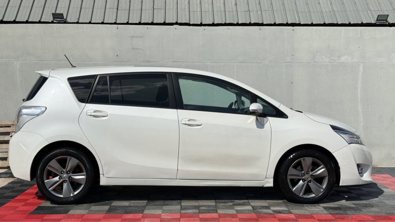 TOYOTA VERSO 112 D-4D 112 CV  BUSINESS 5 PLACES 2014