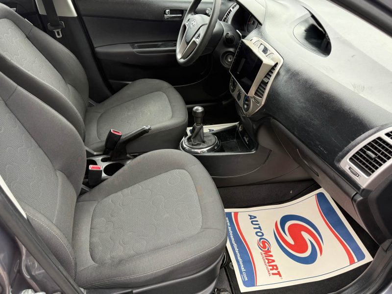 Hyundai i20 1.2L 78ch Pack Evidence - GPS - Clim - Carplay -Révisée & Garantie 6 mois