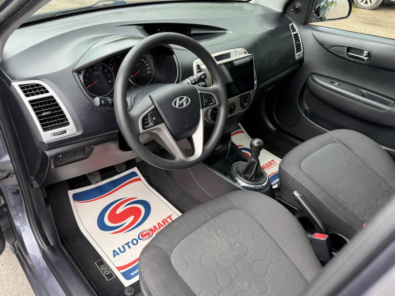 Hyundai i20 1.2L 78ch Pack Evidence - GPS - Clim - Carplay -Révisée & Garantie 6 mois