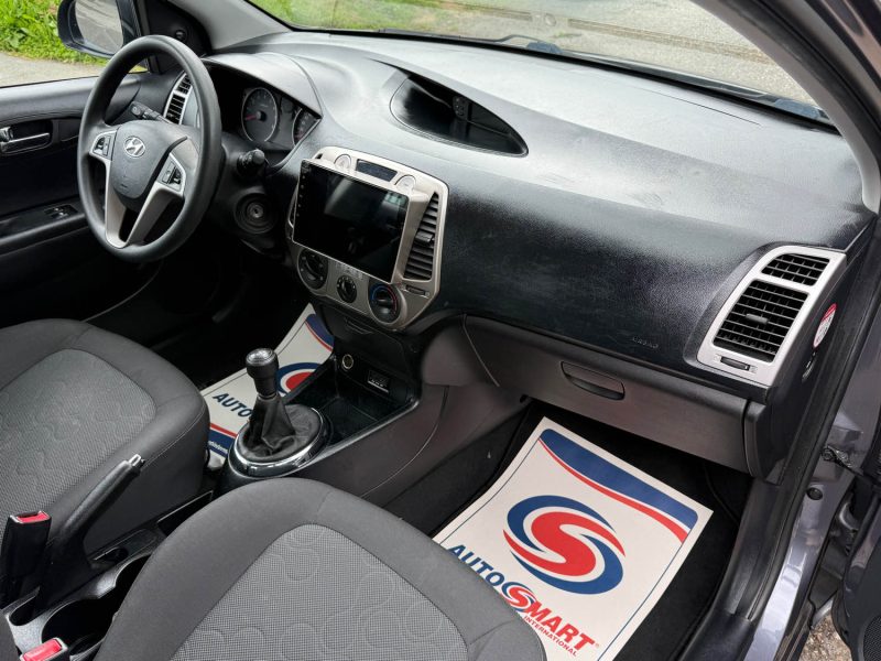 Hyundai i20 1.2L 78ch Pack Evidence - GPS - Clim - Carplay -Révisée & Garantie 6 mois