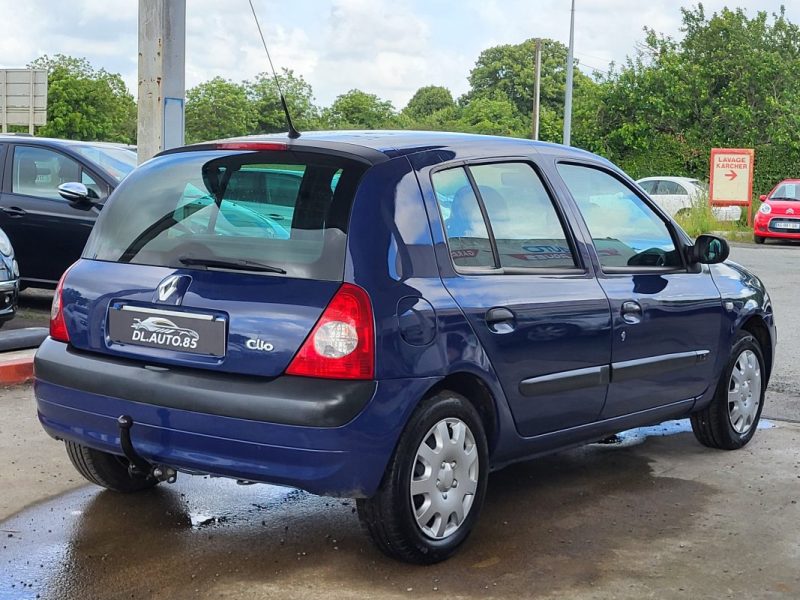 RENAULT CLIO PACK AUTHENTIQUE 1.2 2004