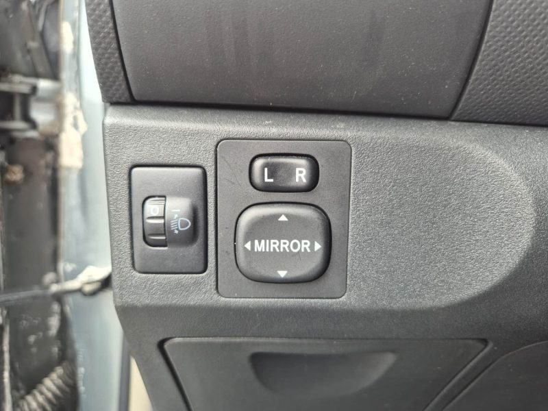 TOYOTA YARIS 1.3 VVT-I IN STOP AND START 2009