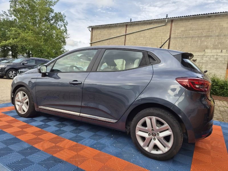 RENAULT CLIO V 1.0 SCE 65 LIMITED 2022