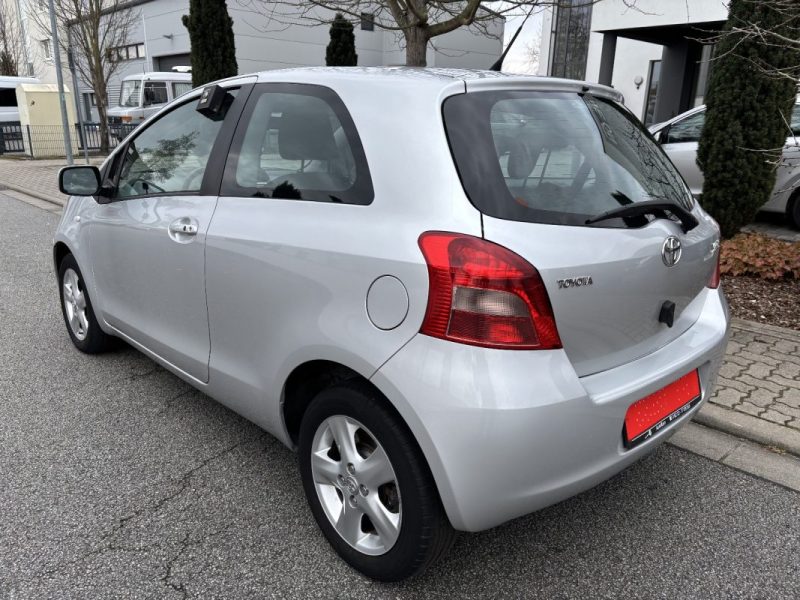 TOYOTA YARIS 1.3VTI 2006