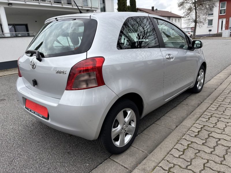 TOYOTA YARIS 1.3VTI 2006