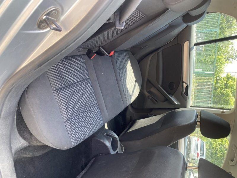 VOLKSWAGEN GOLF 6 2.0 TDI 110 BOITE AUTO 2009