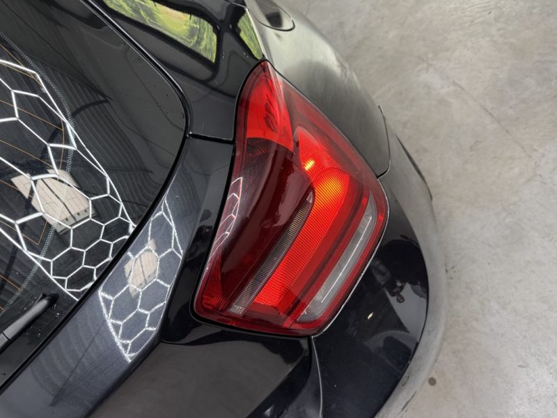 BMW SERIE 1 118d - BVA 5 Portes - F20 Sport - Garantie 12 mois