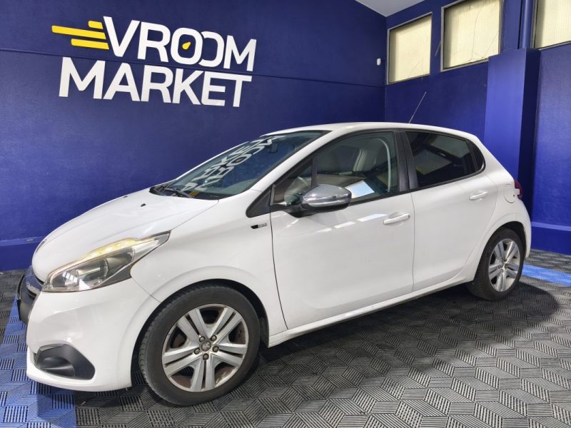 PEUGEOT 208 1.6 BLUE HDI 75Cv STYLE - 5 portes - 2016