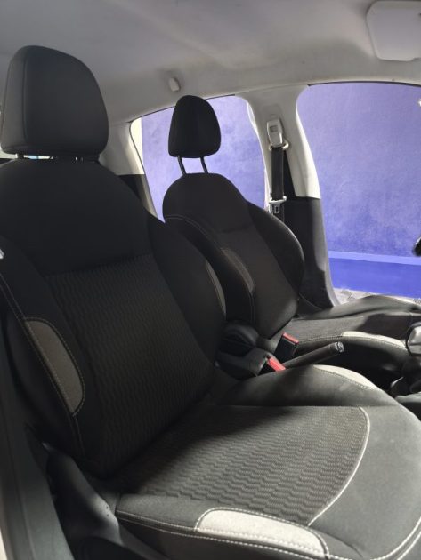 PEUGEOT 208 1.6 BLUE HDI 75Cv STYLE - 5 portes - 2016
