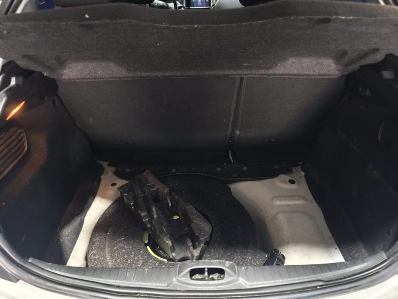 PEUGEOT 208 1.6 BLUE HDI 75Cv STYLE - 5 portes - 2016
