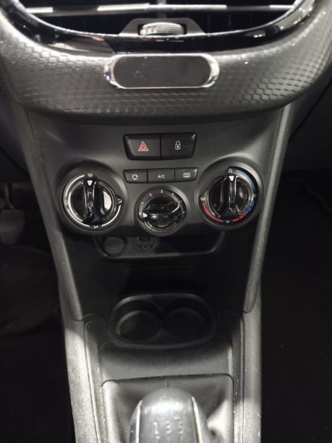 PEUGEOT 208 1.6 BLUE HDI 75Cv STYLE - 5 portes - 2016