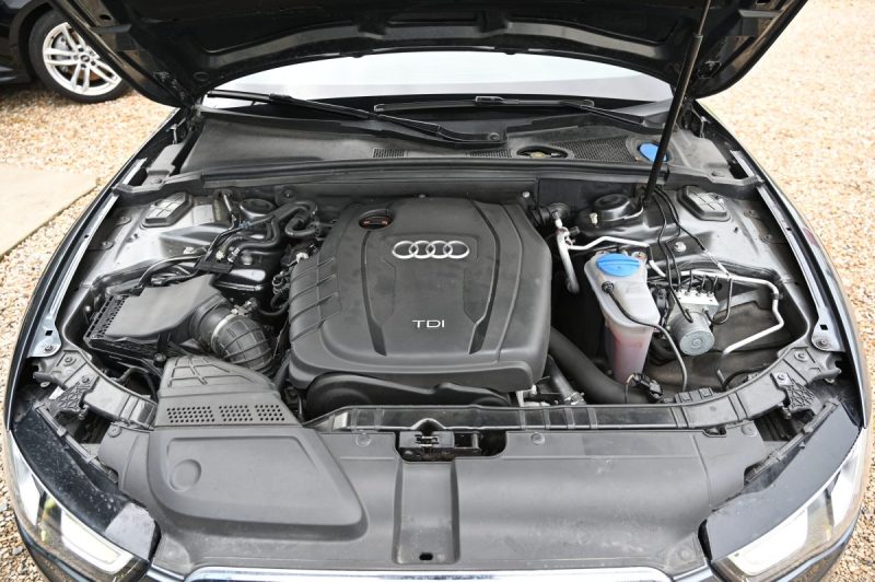 AUDI A5 CABRIOLET 2.0 TDI 177CH MULTITRONIC S-LINE 04/2013