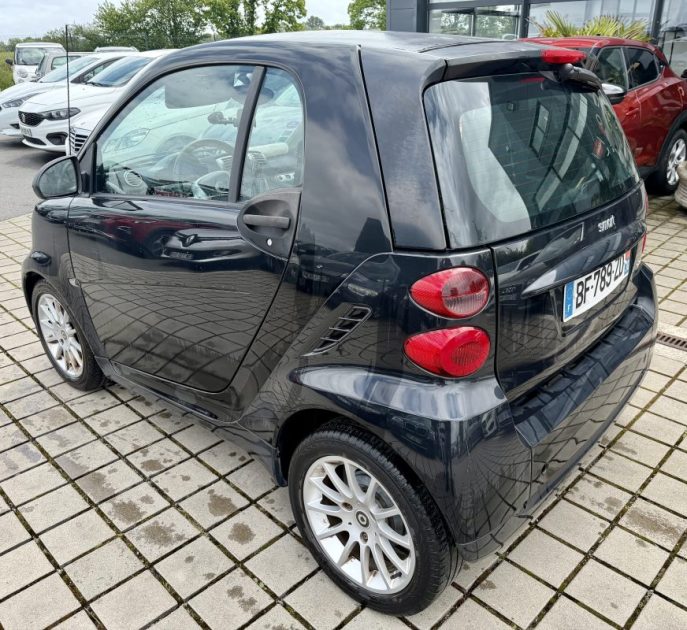 SMART FORTWO SIMPLY BLACK 71 MHD 2011