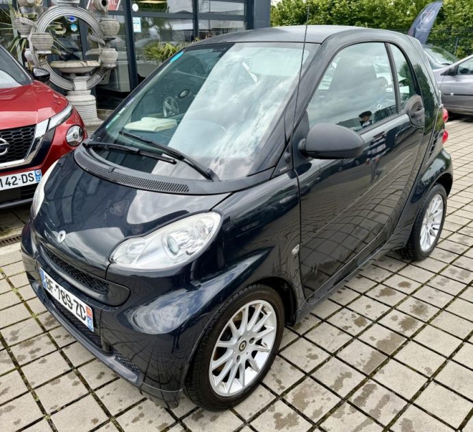SMART FORTWO SIMPLY BLACK 71 MHD 2011