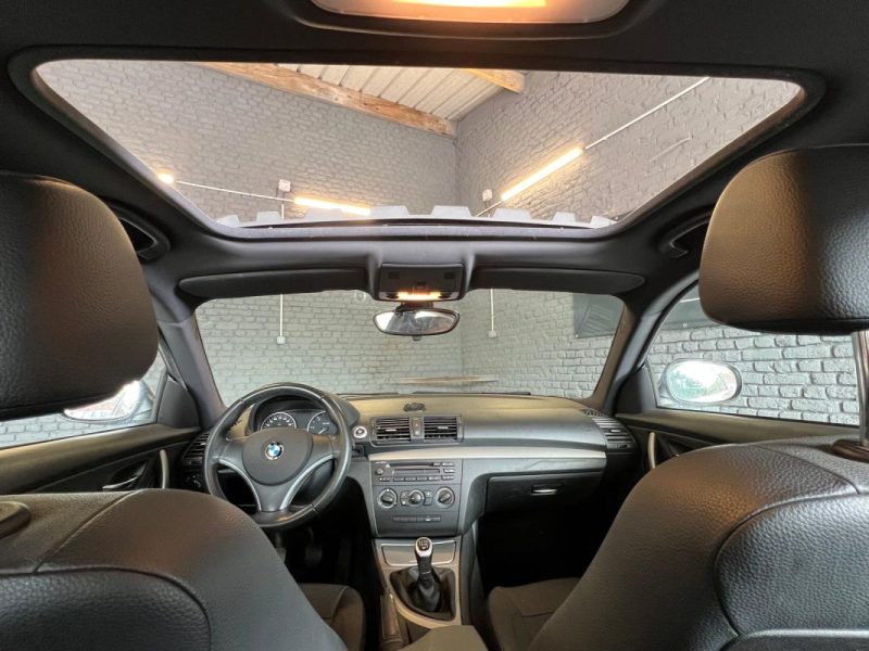 BMW SERIE 1 118D CUIR  TOIT OUVRANT 
