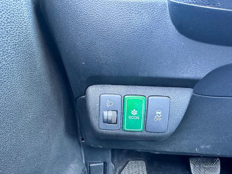 HONDA JAZZ 1.3 88CH I-VTEC HYBRID 2015