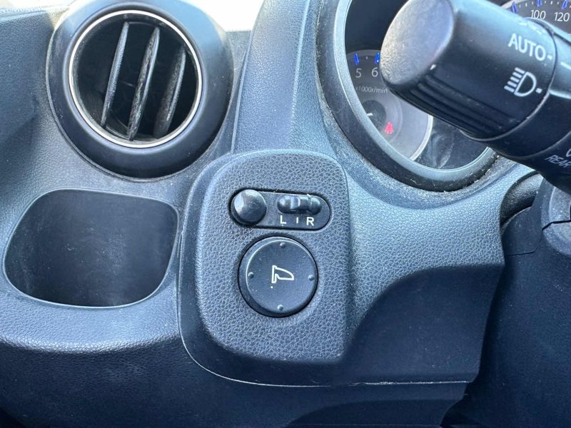 HONDA JAZZ 1.3 88CH I-VTEC HYBRID 2015
