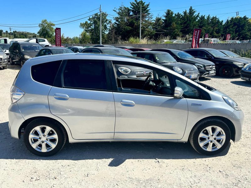 HONDA JAZZ 1.3 88CH I-VTEC HYBRID 2015