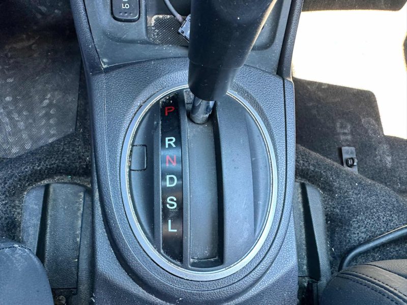HONDA JAZZ 1.3 88CH I-VTEC HYBRID 2015