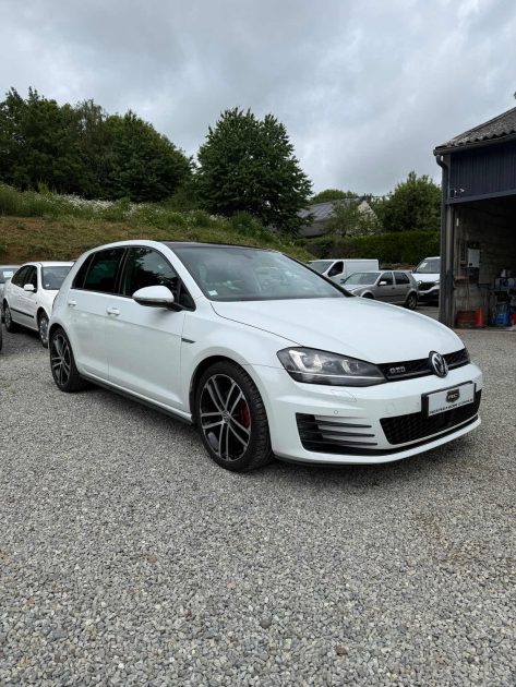 VOLKSWAGEN GOLF VII 2.0 TDI 184 GTD DSG 2016