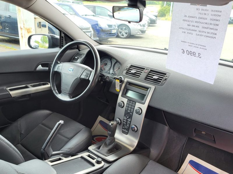 VOLVO C30 (533) 1.8 FLEXFUEL 2009