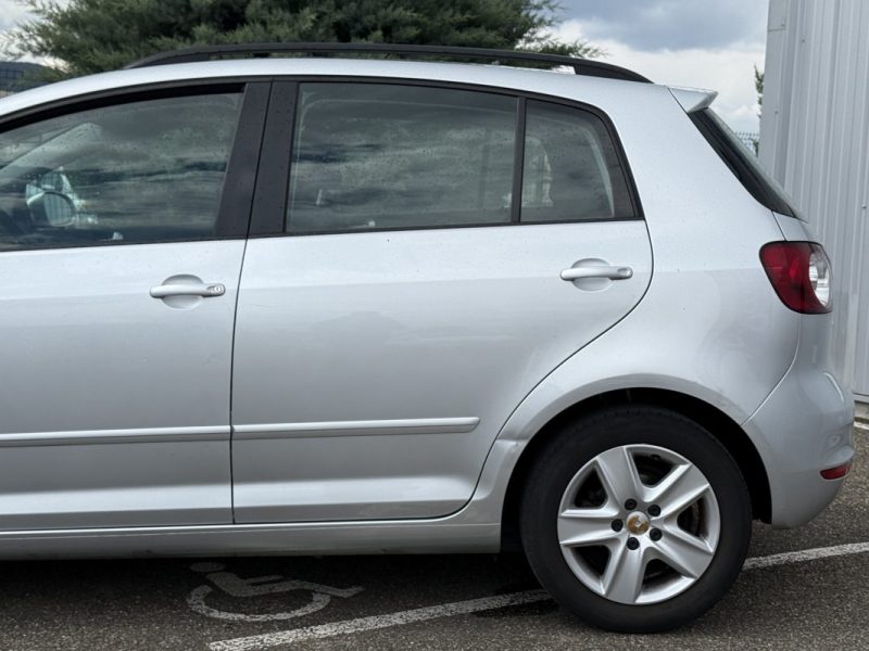 VOLKSWAGEN Golf Plus 1.6 TDI 105ch TRENDLINE 