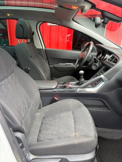 PEUGEOT 3008 1.6 HDI 16V 112 ALLURE 2012