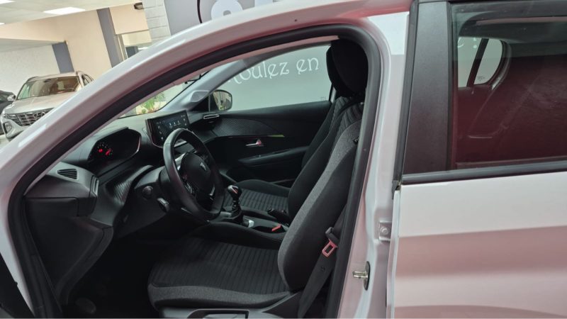 PEUGEOT 208 1.2 PURETECH 100 cv S&S ACTIVE/1 ERE MAIN/EXPORT ALGERIE TUNISIE 9990E HT