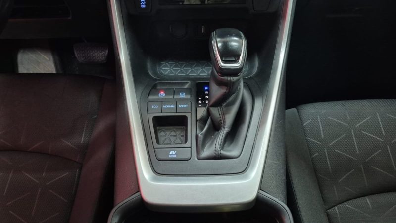 TOTOYA RAV4 SUV HYBRIDE 218cv DYNAMIC BUSINESS/1 ERE MAIN/TVA RECUPERABLE