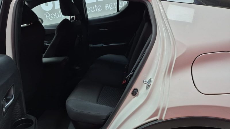 TOYOTA C-HR SUV PHASE 2 HYBRIDE 1.8 DYNAMIC BUSINESS 122cv/1 ERE MAIN/TVA RECUPERABLE