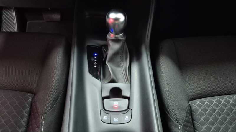TOYOTA C-HR SUV PHASE 2 HYBRIDE 1.8 DYNAMIC BUSINESS 122cv/1 ERE MAIN/TVA RECUPERABLE