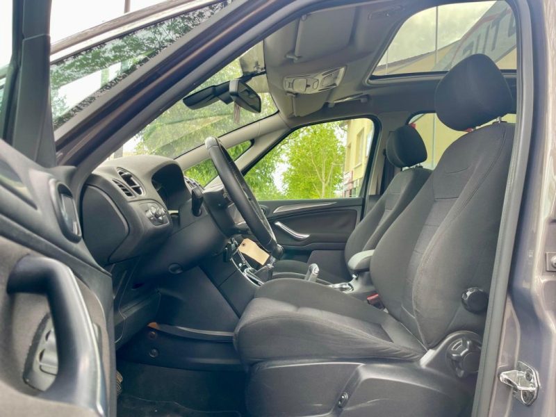 FORD S-MAX 2.0 TDCI 163 TITANIUM 