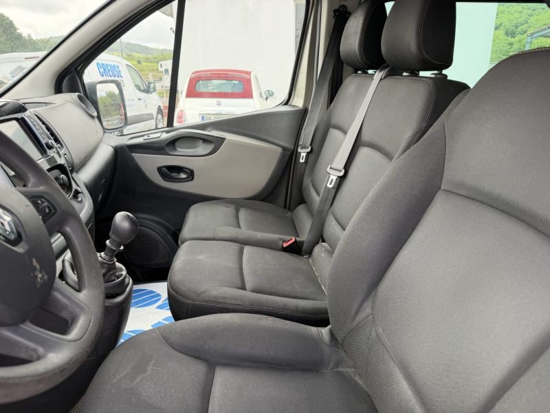RENAULT TRAFIC L2 1.6 DCI 125CH ENERGY LIFE 9 PLACES 2017
